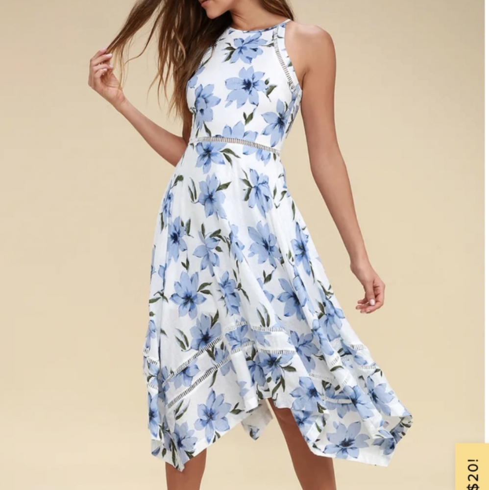 NWT Zahara Blue and White Floral Print Midi Dress